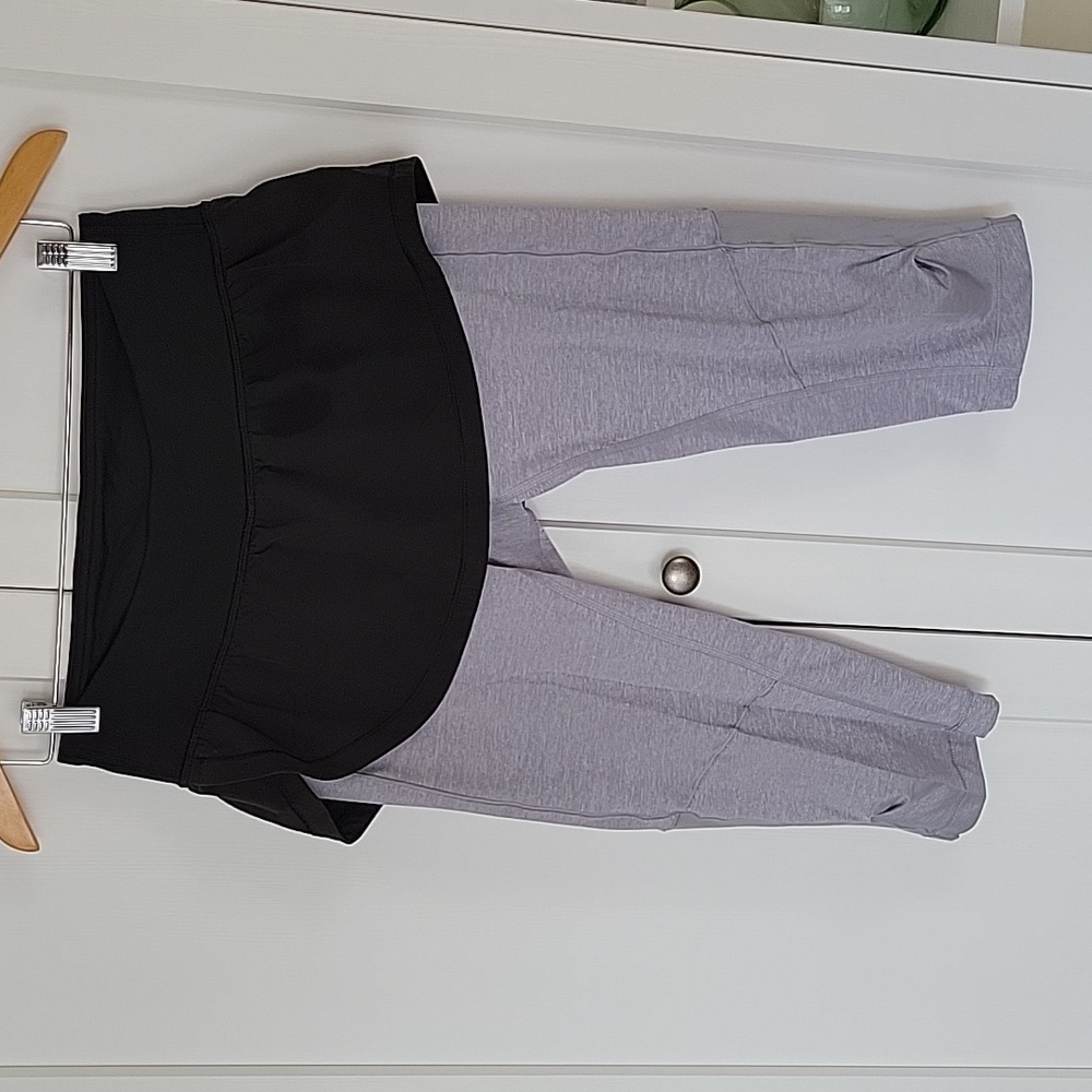 Lululemon size 8 crops/capris with skirt